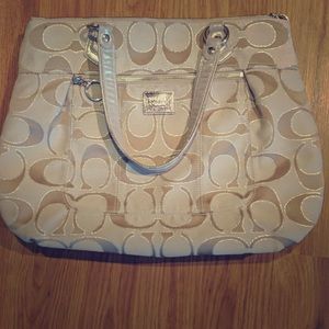 Authentic Coach,great condition,great for summer!